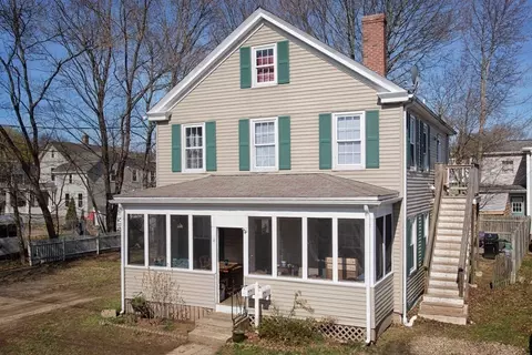 4 Mineral St, Ipswich, MA 01938