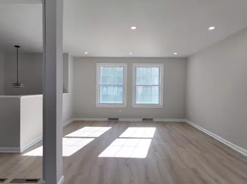 Living - 86 Paulk Ter, Springfield, MA 01128 photo 2 of 2