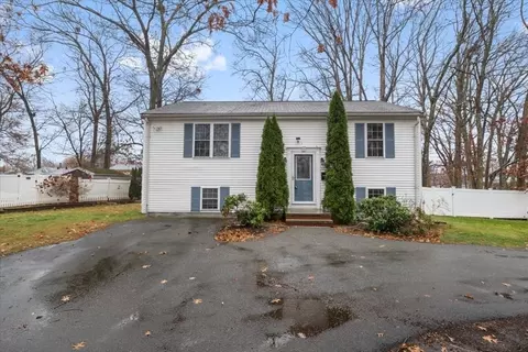 122 Lazel St, Whitman, MA 02382