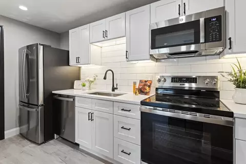5 Washington St #C2, Reading, MA 01867