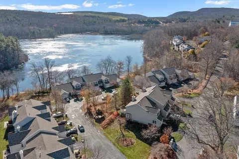 82 Saw Mill Pond Rd #82, Fitchburg, MA 01420