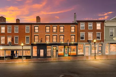 23 State St, Newburyport, MA 01950