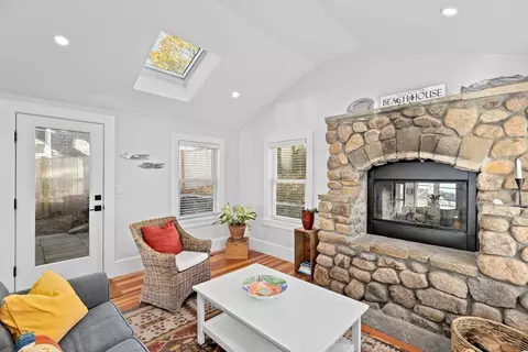 30 Bay St, Hull, MA 02045 photo 9