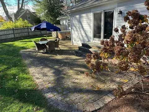 Exterior - 24 Beechwood Rd, Barnstable, MA 02632 photo 4 of 9