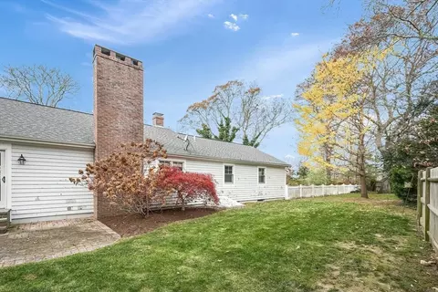 Exterior - 24 Beechwood Rd, Barnstable, MA 02632 photo 2 of 9