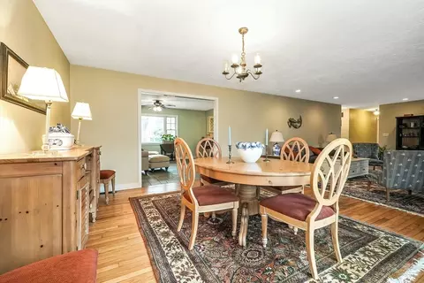 Dining - 24 Beechwood Rd, Barnstable, MA 02632 photo 1 of 2