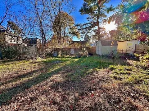 Exterior - 4 Martin St, Wareham, MA 02532 photo 5 of 9
