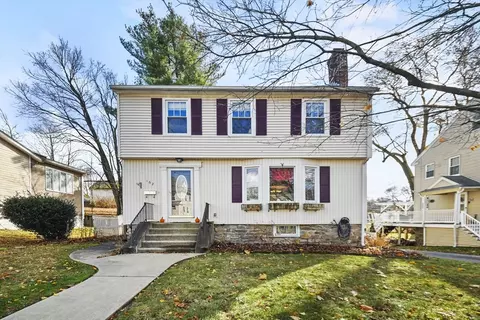 162 June St, Worcester, MA 01602
