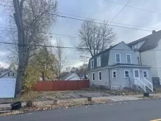 44 Parkland Ave, Lynn, MA 01904