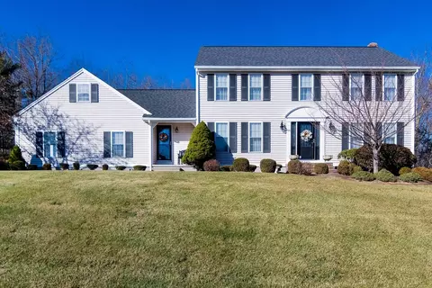 99 Jennifer Dr, Holden, MA 01520