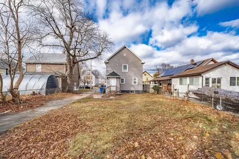 53 Bevier St, Springfield, MA 01107 photo 36