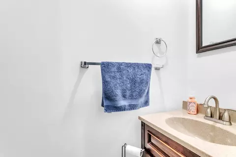 166 Hancock St, Springfield, MA 01109 photo 27