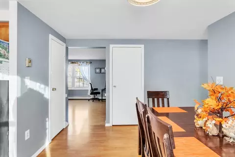 166 Hancock St, Springfield, MA 01109 photo 10