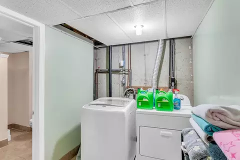 166 Hancock St, Springfield, MA 01109 photo 31