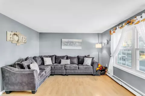 166 Hancock St, Springfield, MA 01109 photo 14