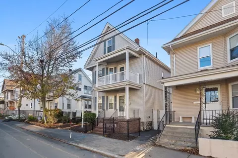 16 Edith St, Everett, MA 02149