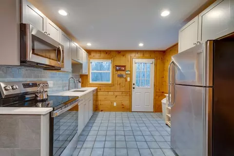 100 Dunn, Ashburnham, MA 01430 photo 16