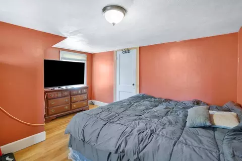 95 Leavitt St, Springfield, MA 01109 photo 17