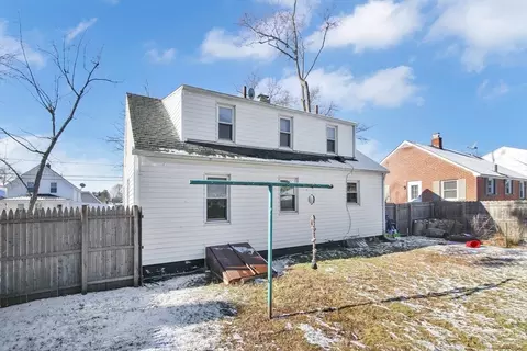 95 Leavitt St, Springfield, MA 01109 photo 24