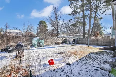 95 Leavitt St, Springfield, MA 01109 photo 22