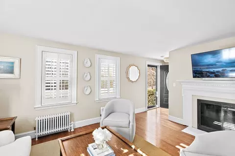 198 Central St, Hingham, MA 02043 photo 10