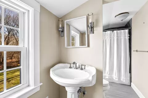 198 Central St, Hingham, MA 02043 photo 18