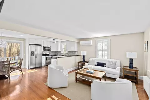 198 Central St, Hingham, MA 02043 photo 7