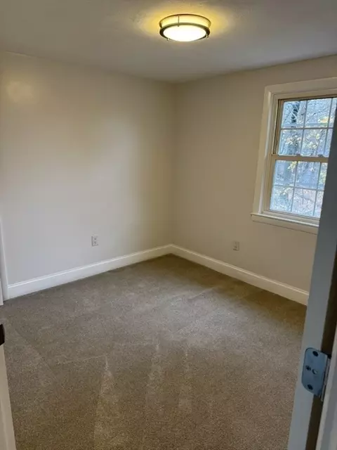 9 Moore Ave, Worcester, MA 01602 photo 14