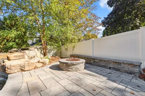 Exterior - 83 County Rd, Reading, MA 01867 photo 6 of 9