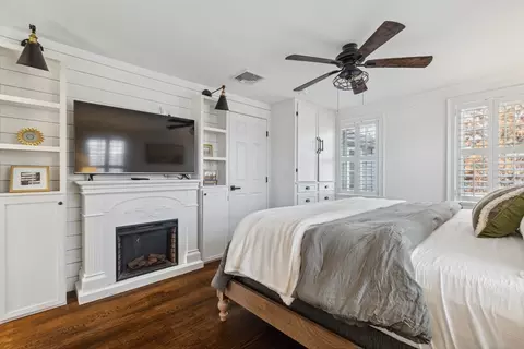 Bedroom - 83 County Rd, Reading, MA 01867 photo 2 of 3