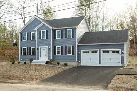 56 Catacunemaug, Shirley, MA 01464