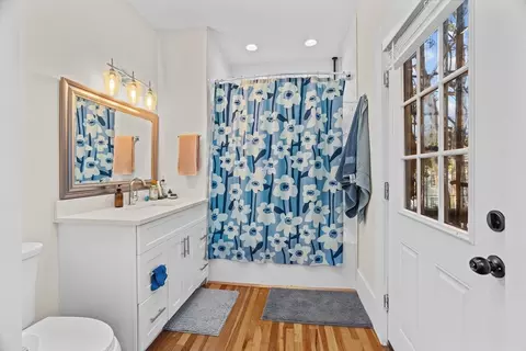 35 Oak Ave, Worcester, MA 01605 photo 5