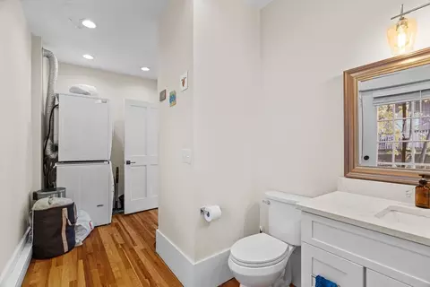 35 Oak Ave, Worcester, MA 01605 photo 6