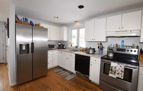 8 Harborview Rd, Hull, MA 02045 photo 8