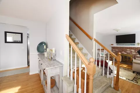 8 Harborview Rd, Hull, MA 02045 photo 18