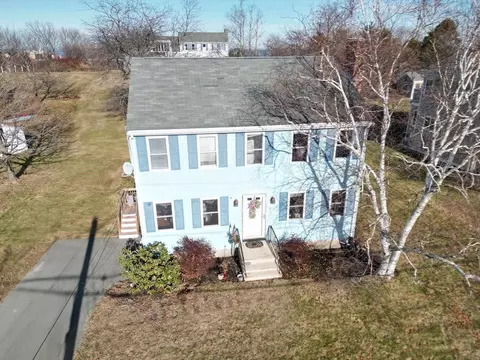 8 Harborview Rd, Hull, MA 02045 photo 2