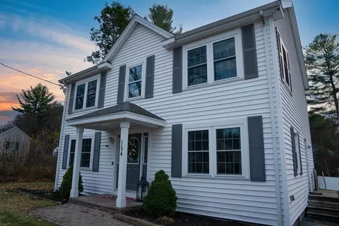 Exterior - 154 Dayton St, Danvers, MA 01923 photo 3 of 7