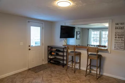 Entry Way - 154 Dayton St, Danvers, MA 01923 photo 1 of 6