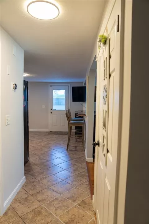 Entry Way - 154 Dayton St, Danvers, MA 01923 photo 2 of 6