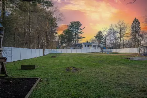 Exterior - 154 Dayton St, Danvers, MA 01923 photo 6 of 7