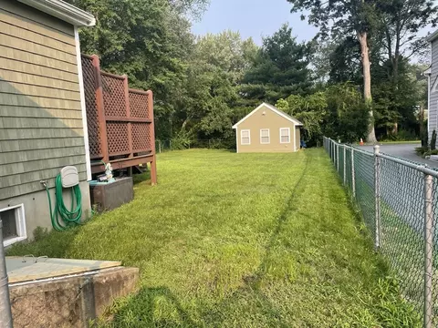 Exterior - 14 Line Rd, Wakefield, MA 01880 photo 3 of 3
