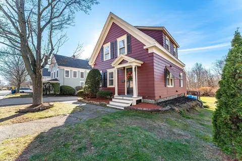 70 Centre St, Danvers, MA 01923 photo 2