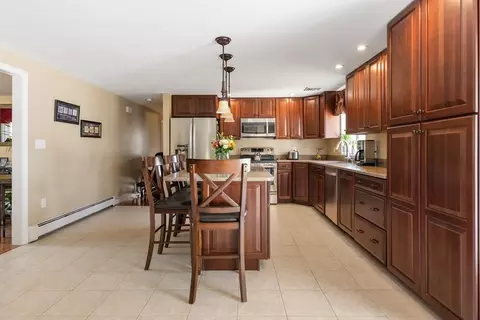 Kitchen - 68 Drew, Derry, NH 03038 photo 5 of 5