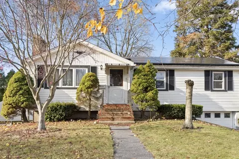 391 Moraine St, Brockton, MA 02301