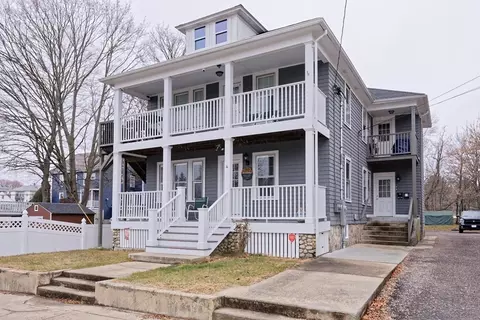 4 Diana St, Blackstone, MA 01504