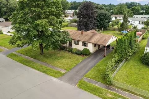 7 Helm St, South Hadley, MA 01075