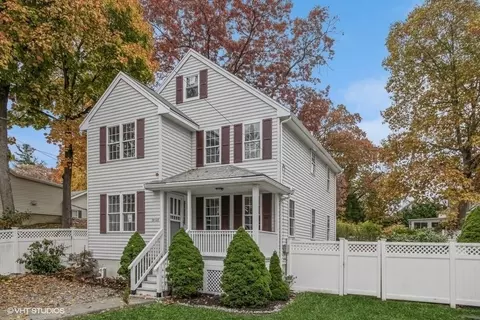 29 12 Pinehurst Ave, Billerica, MA 01821