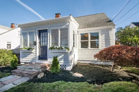 16 Massasoit Ave, Hull, MA 02045 photo 2