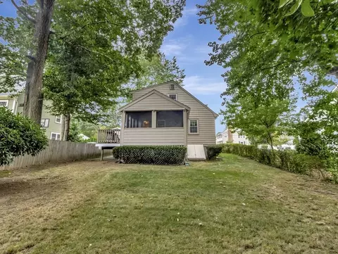 32 Mills St, Dedham, MA 02026 photo 4