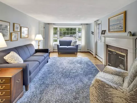 32 Mills St, Dedham, MA 02026 photo 8